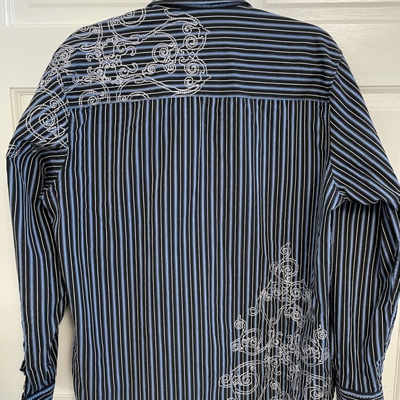 BLUE, Embroidered button Down Shirt Sz M - Picture 11 of 15